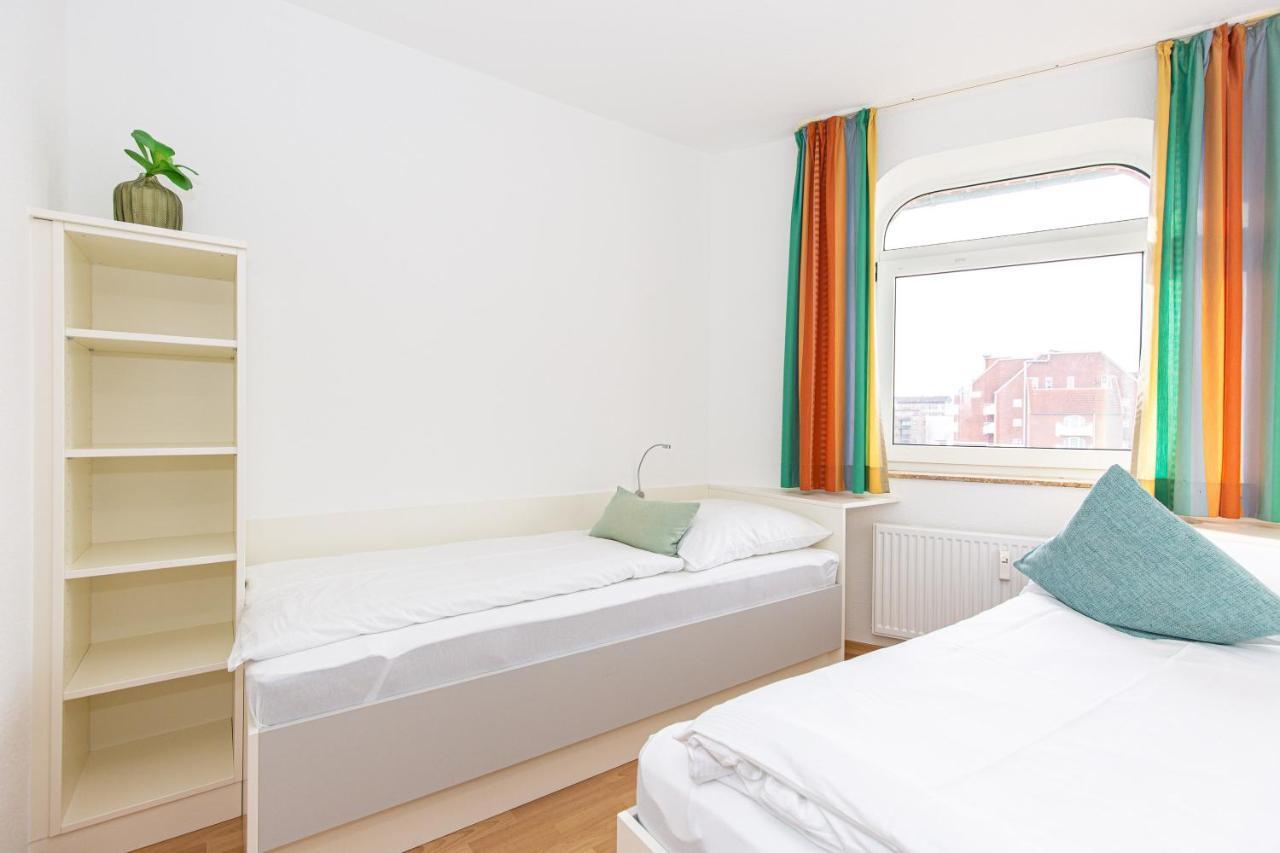 Apartment Trafalgar 323 *